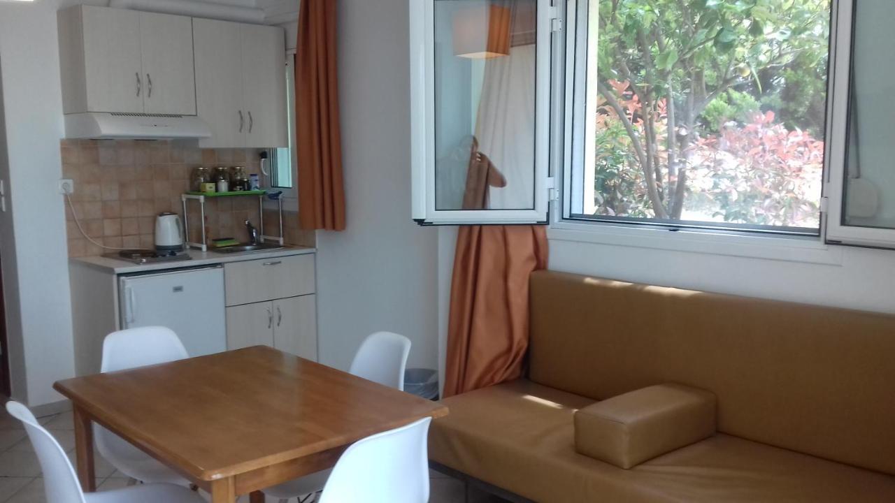 Potokia Rooms Kakovatos Exterior foto